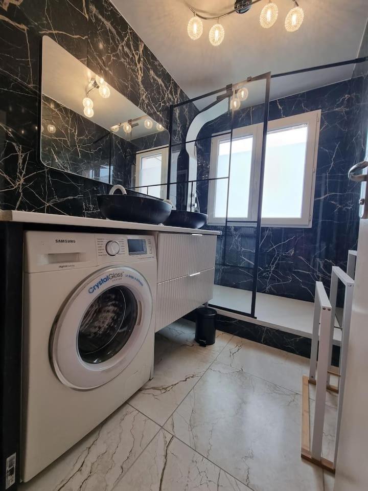 Grand Appartement 3 Chambres Disney - Paris - 82M2 Нёйи-сюр-Марн Экстерьер фото